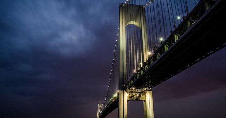 Ilustração sobre Clonagem de Voz