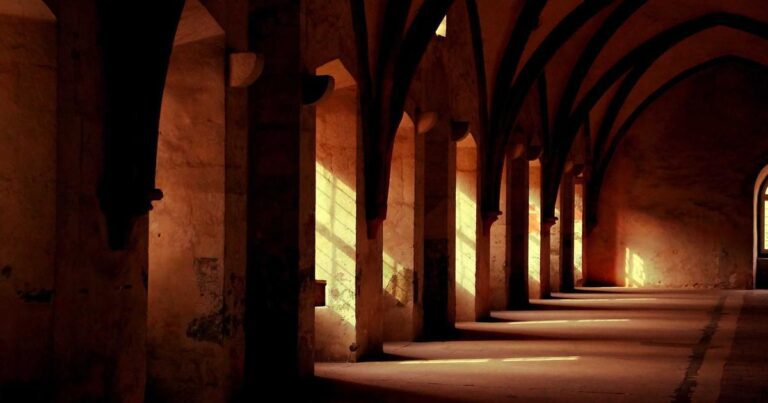 Ilustração sobre Era de Clicar Botões Acabou