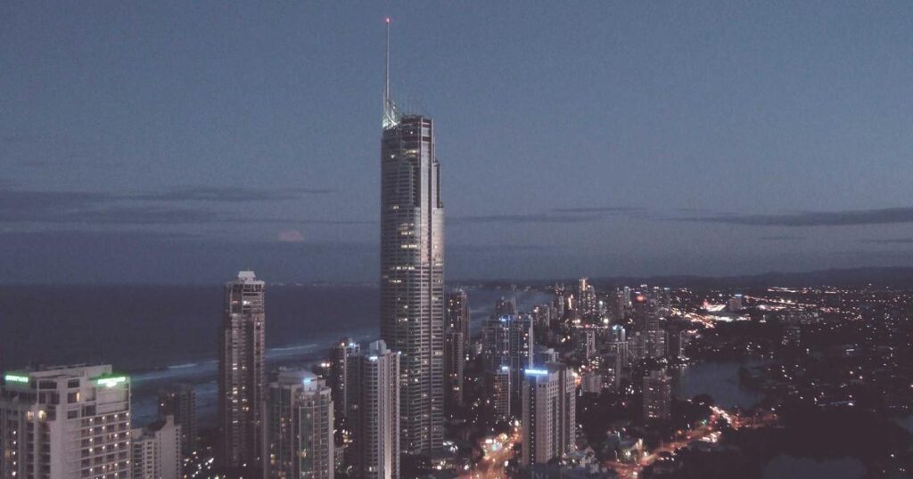 Ilustração sobre InsightFinder