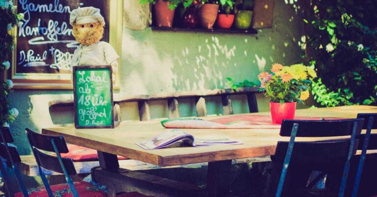 Ilustração sobre KV Cache Is Eating Your VRAM. Aqui's Como o Google Corrigiu com TurboQuant