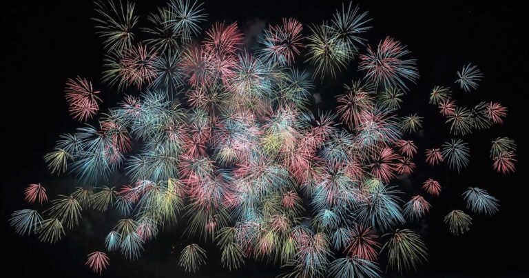 Ilustração sobre Últimas 2 dias para economizar até $500 em seu ingresso para o TechCrunch Disrupt 2026