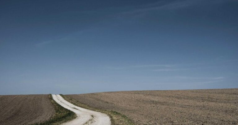 Ilustração sobre Um Novo Centro de Dados Financiado pela Google será Alimentado por uma Grande Usina de Gás