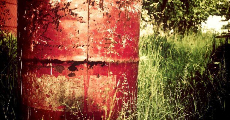 Uncanny Valley - imagem de destaque